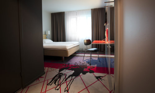 80 000 kjempet om hotellrom til 9 kroner