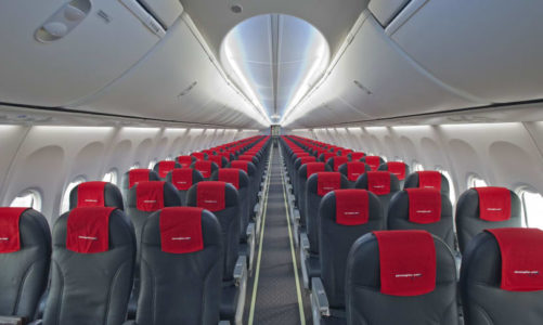 Første fly med Dreamliner-interiør levert til Norwegian