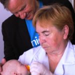 Norwegian feirer 10 år og gir 1 million kroner til UNICEF