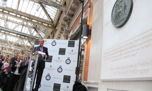 «Norsk» Waterloo-minnesmerke avduket i London i dag