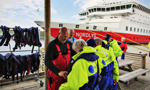 Hurtigruten seiler inn i omdømmetoppen