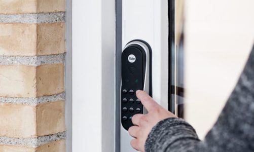 safe4 utvider sitt smarthustilbud med smarte dørlåser fra Yale!