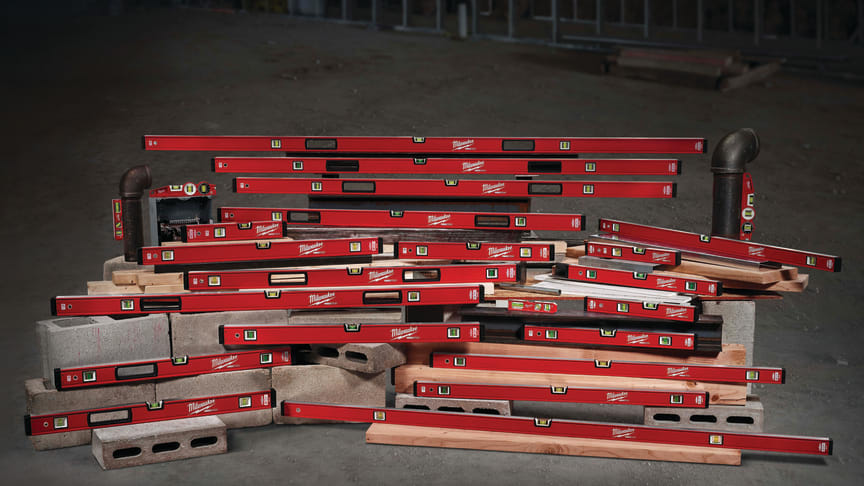 MILWAUKEE® REDSTICK™ VATER LEVERER BRANSJELEDENDE HOLDBARHET OG GARANTERT NØYAKTIGHET