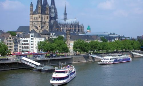 Millionbyen Köln fra andre perspektiv
