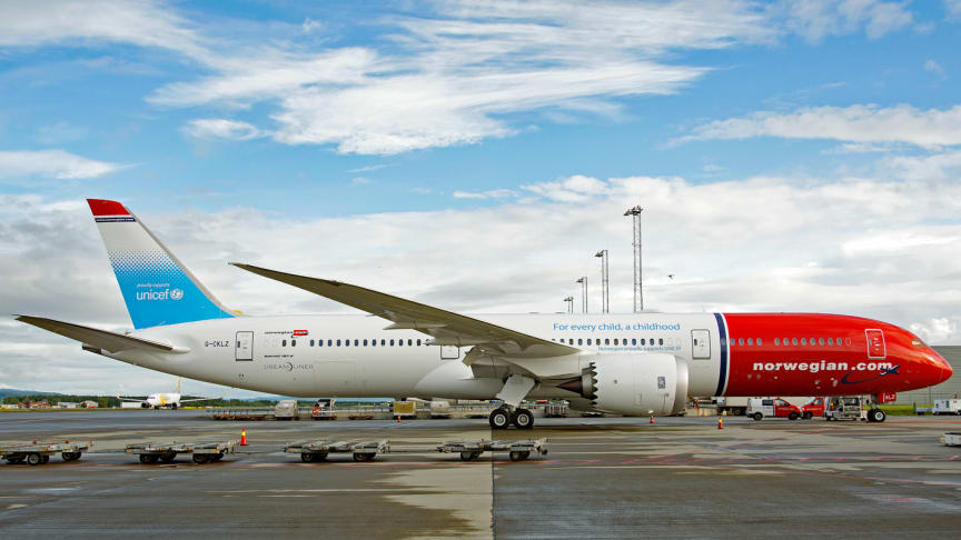 Norwegian og UNICEFs fjerde nødhjelpfly på vei til Djibouti