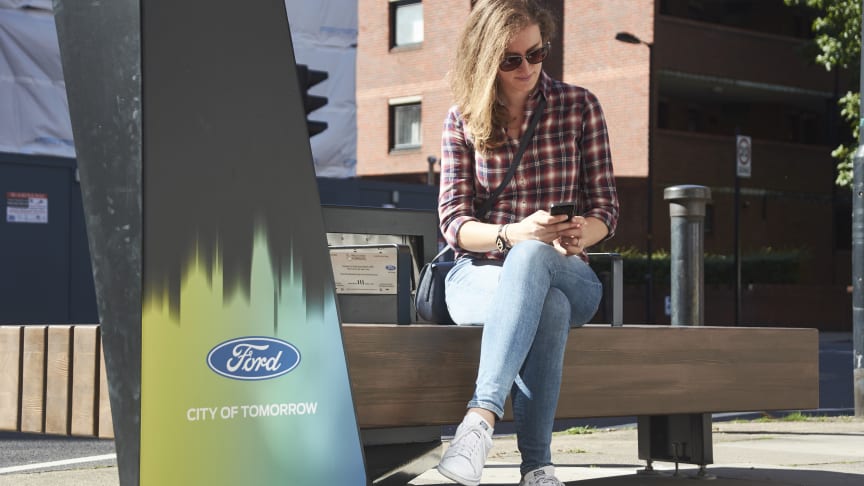 Ford lager smarte benker med Wi-Fi og mobillading