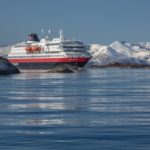 ​Hurtigruten med gigantisk miljøsatsing: Oppgraderer opptil ni skip til gass- og batteri-drift