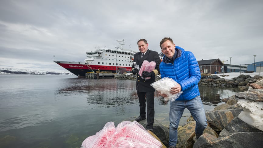 ​Hurtigruten til krig mot plast: Kutter engangsplast før sommeren