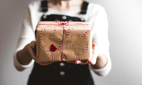 Nå begynner julehandelen – her er gavene vi får til jul!