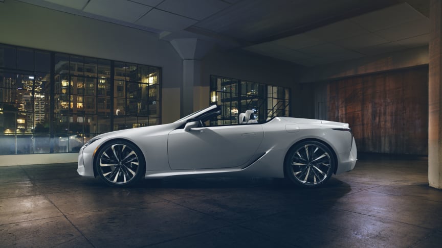 Lexus LC Convertible Concept får verdenspremiere i Detroit