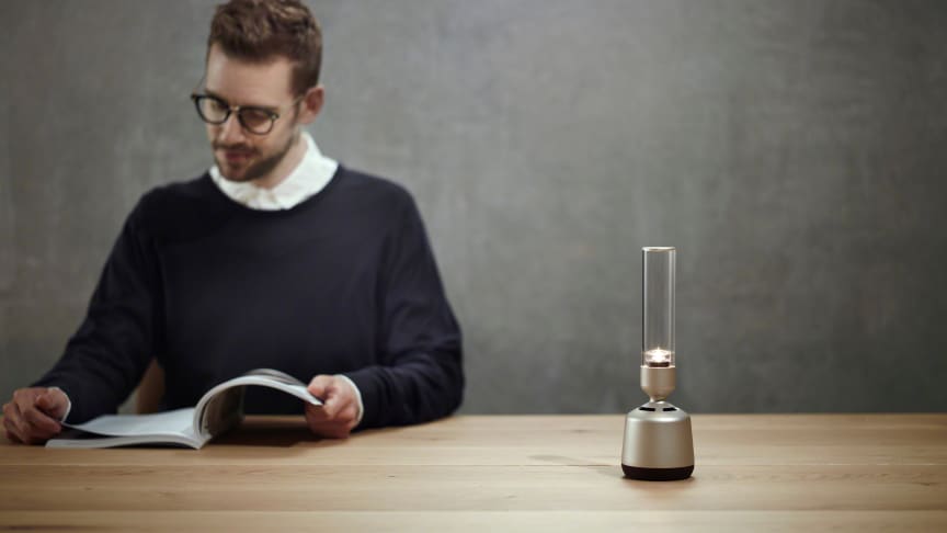 Krystallklar lyd med Sonys nye Glass Sound Speaker