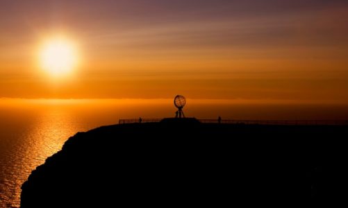​Hurtigruten satser på norskekysten: Lanserer spektakulære planer for Nordkapp, Honningsvåg og Bergen