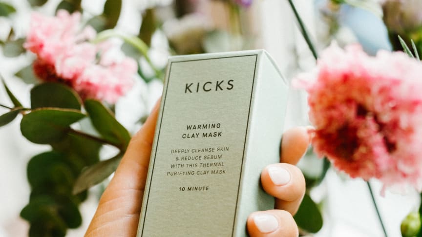 GI HUDEN DIN EN EKSTRA BOOST MED KICKS BEAUTY SINE NYE ANSIKTSMASKER