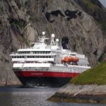 Hurtigruten og Biokraft inngår rekordavtale om biogass: Skal seile på død fisk