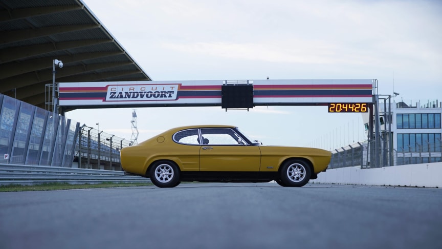 Markerer ikonet Ford Capris 50 årsdag med historisk reise