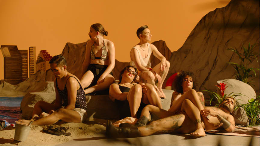 Munchmuseet i bevegelse – samtidskunst presenterer Sommernatt ved stranden – en filmkabaret av Kirsten Astrup & Maria Bordorff