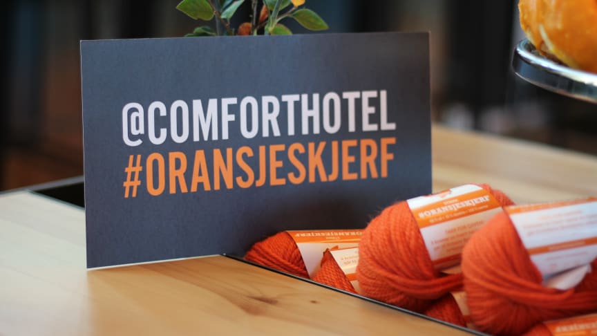 Comfort Hotel gjentok fjorårets strikke-suksess for et varmere samfunn