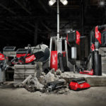 MILWAUKEE® MX FUEL™ MINSKER CO2 UTSLIPP, STØY, OG VIBRASJONER PÅ ARBEIDSPLASSEN
