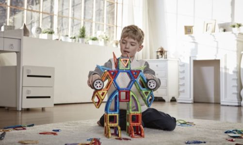 Barn skal leke vekk stress