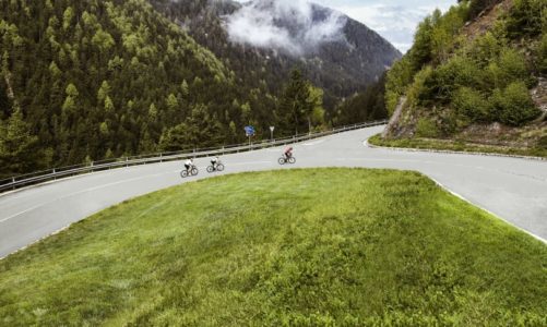Garmin® og Tacx® offentliggjør sponsoravtaler med flere profesjonelle sykkelteam