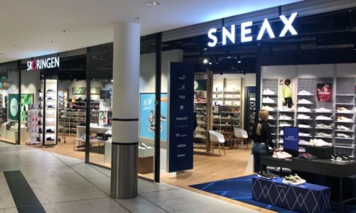 Skoringen åpner 21 SNEAX Stores