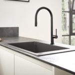 hansgrohe Talis M54 kjøkkenarmatur imponerer med stilsikker form og elegant funksjon.