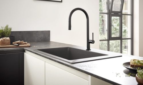 hansgrohe Talis M54 kjøkkenarmatur imponerer med stilsikker form og elegant funksjon.